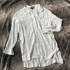 NWOT Velvet Heart Long Pinstripe Blouse